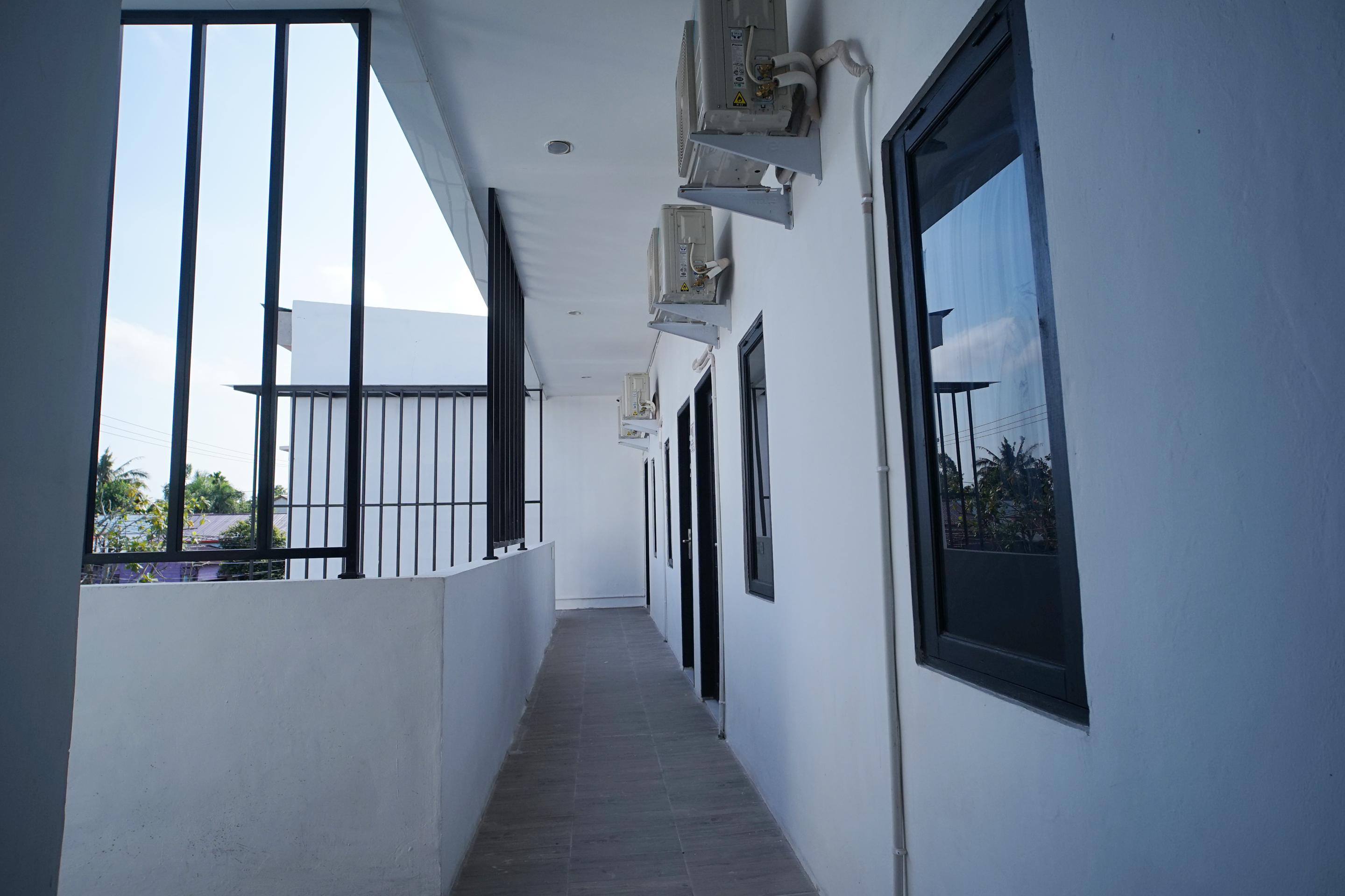 Reddoorz At Sani Guest House Balikpapan Exterior photo